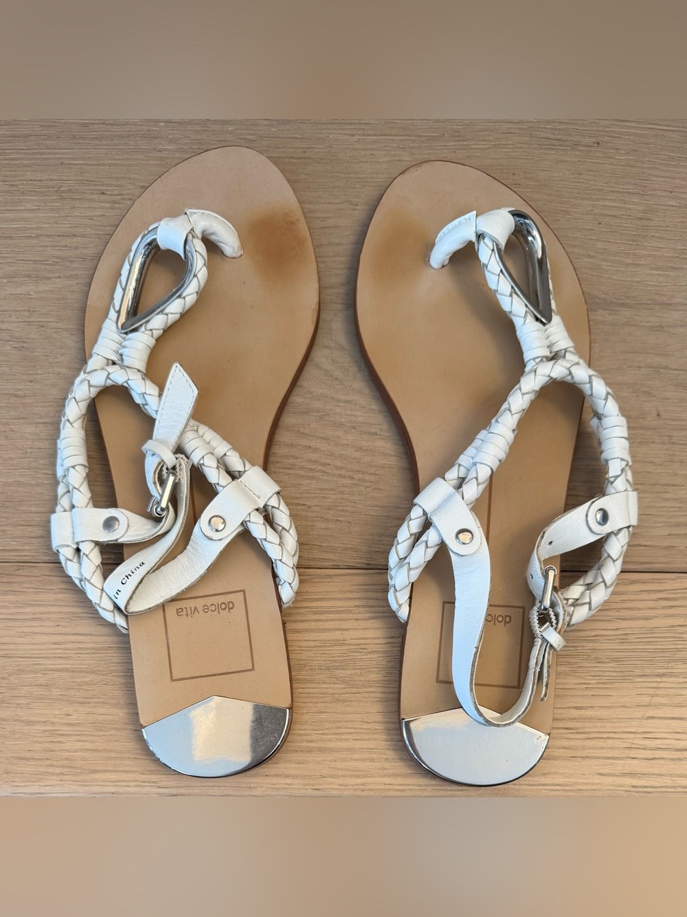 Dolce Vita White Braided Leather Toe-Ring Sandals with Silver Heel Caps (6.5)